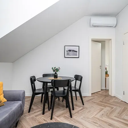 公寓 Timeless Bliss In Old Town By Reside Baltic *