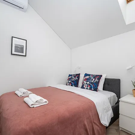 Apartment Timeless Bliss In Old Town By Reside Baltic Vilnius